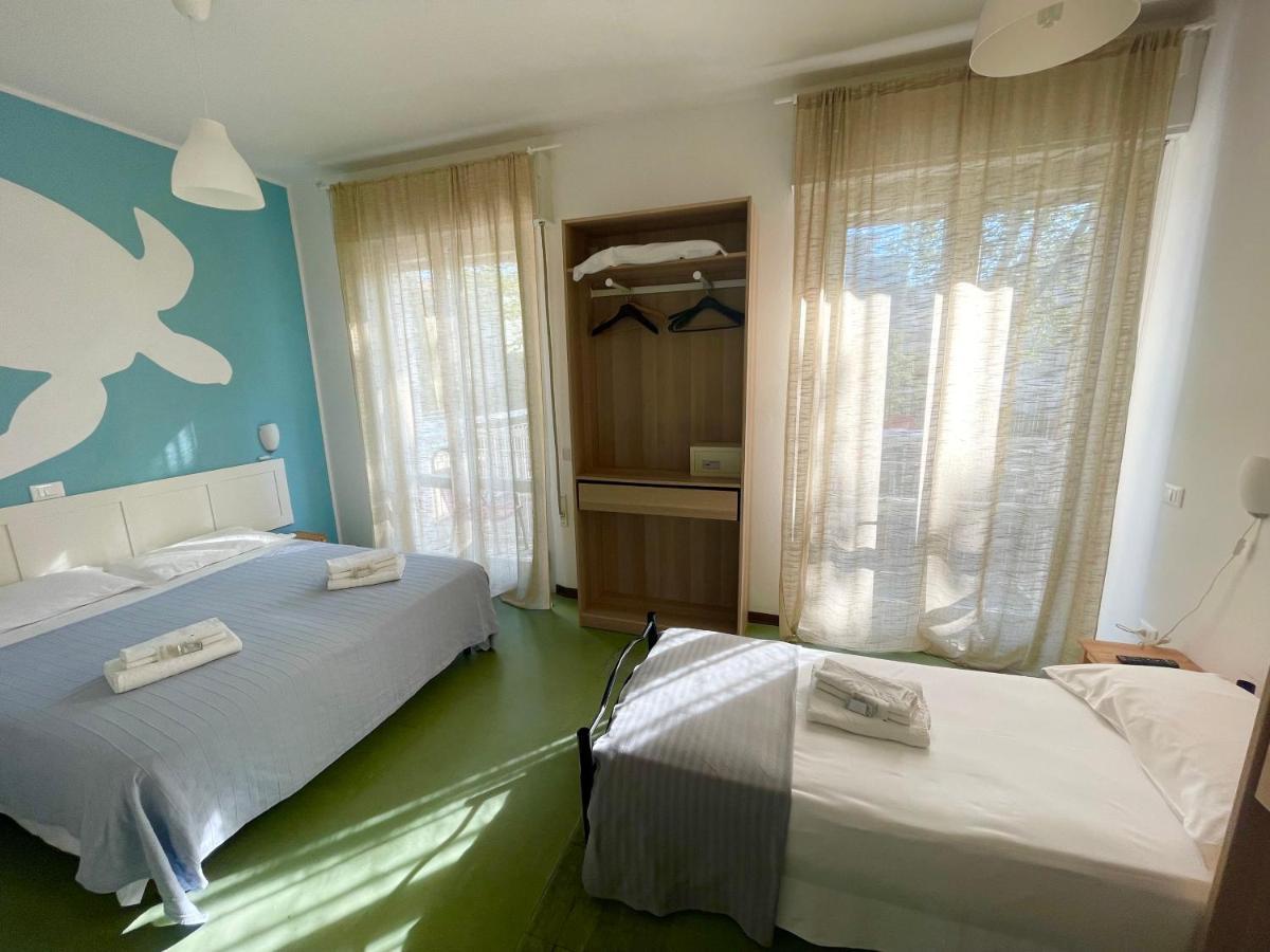 Hotel Aloha Cesenatico Extérieur photo